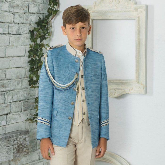 Traje de comunión de almirante.