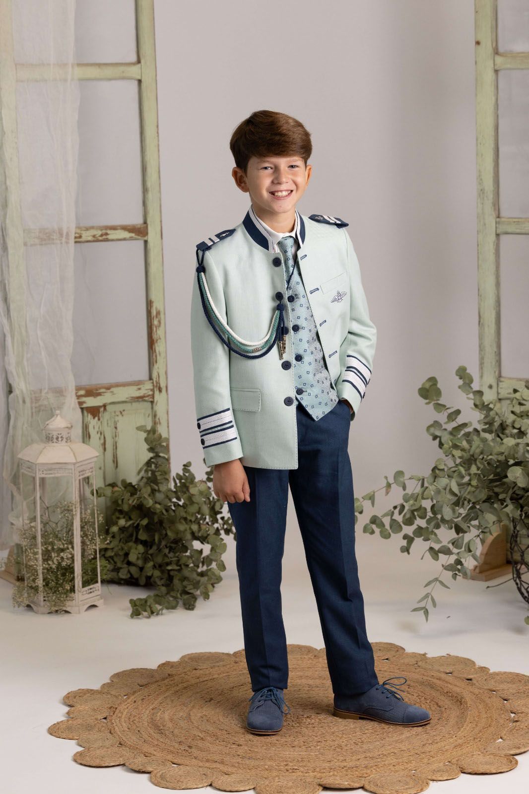Traje de comunion en almirante tono verde