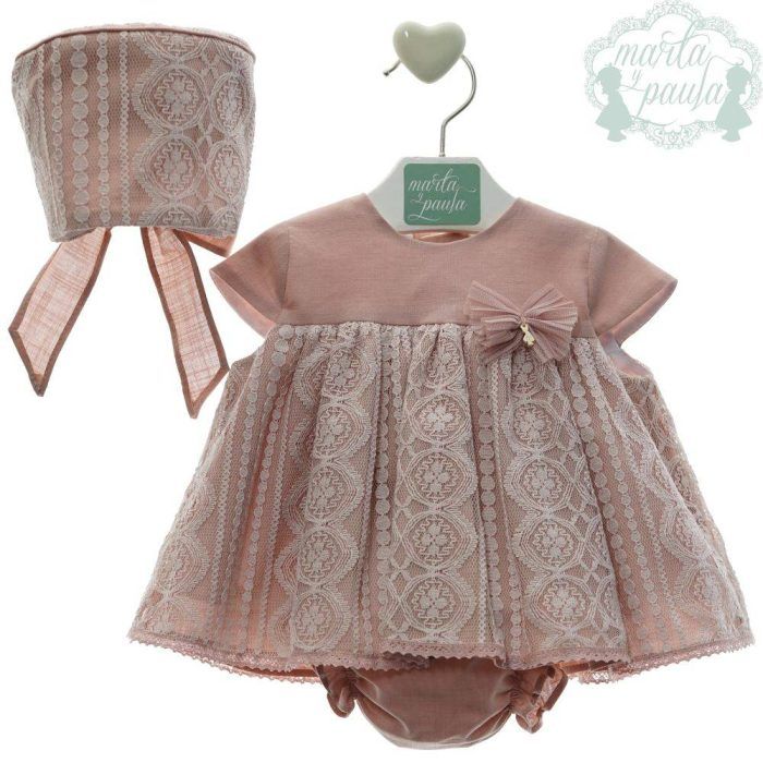 Vestido, capota y braguita