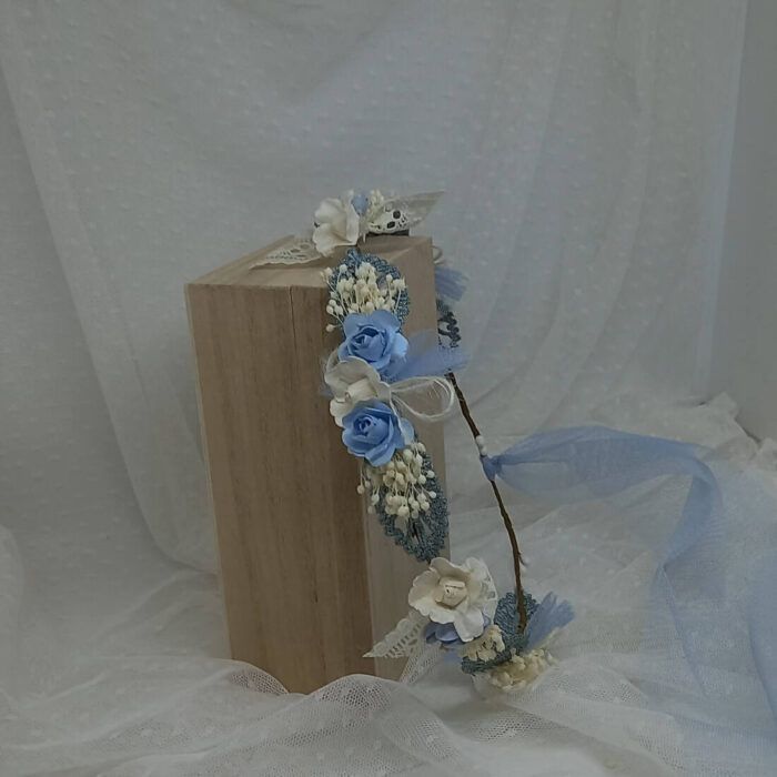Corona para comunion y ceremonia en tono azul
