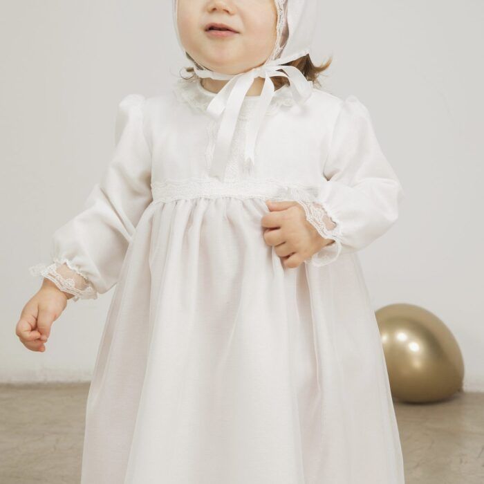 Vestido arra y bautizo de Niseret