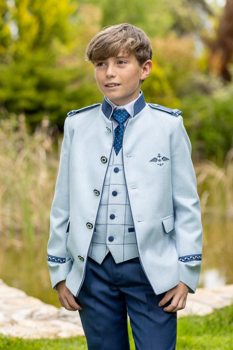 Traje de comunión niño almirante celeste y marino con chaleco
