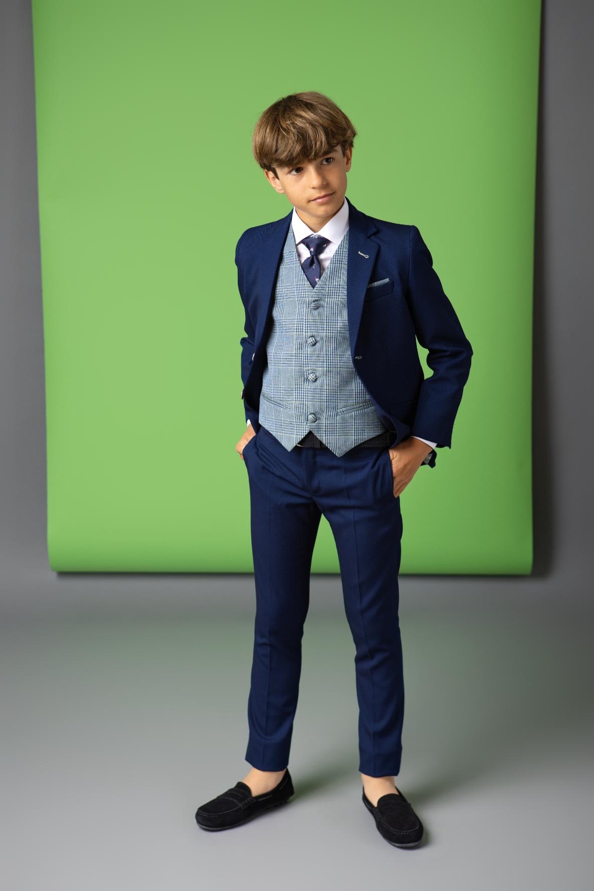 Traje niño comunión e invitados marino con chaleco de cuadros