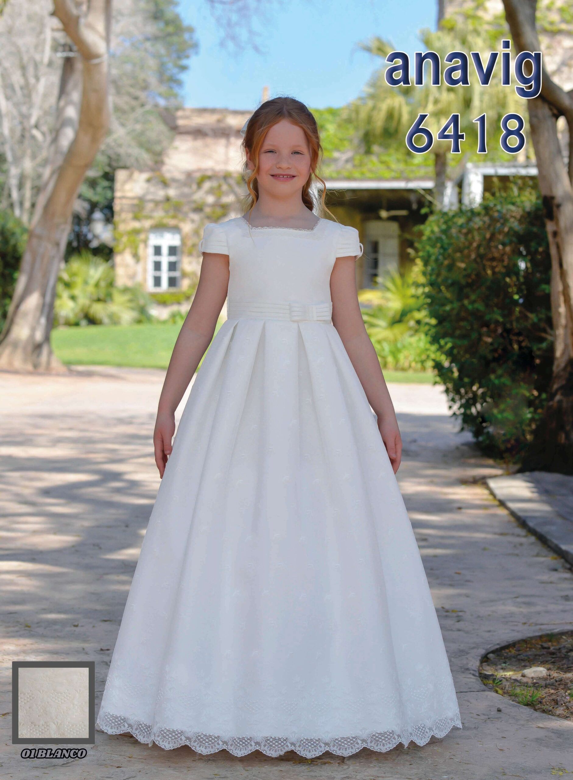 Vestido de comunión tul bordado