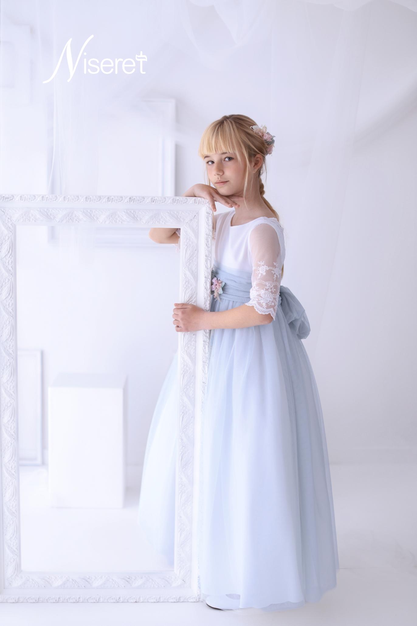 vestido comunión Niseret cuerpo blanco y falda rosa