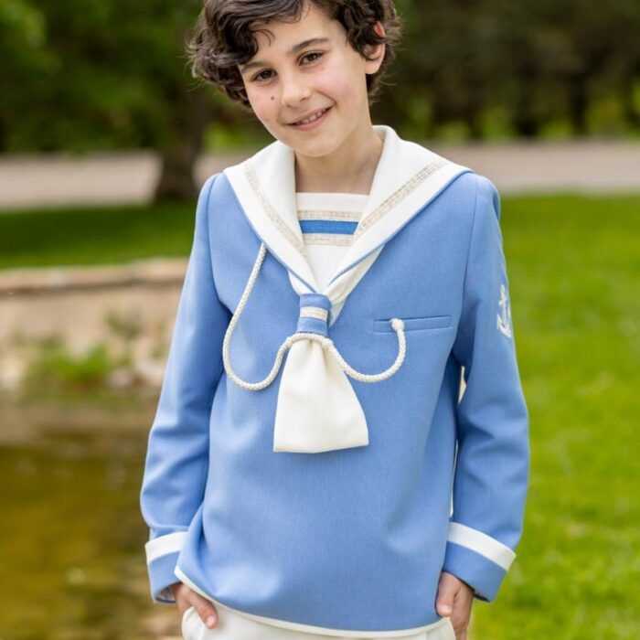 Traje de comunión marinero azul y beige de Eslora Comuniones