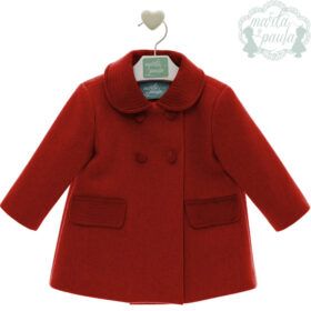 Abrigo de niña en paño color rojo con capota