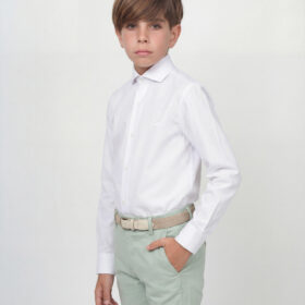 Camisa niño Spagnolo en blanca con cuello cutaway.
