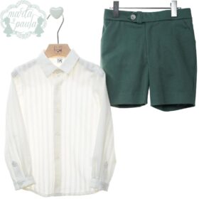 Conjunto niño Marta y Paula con camisa beige y pantalón verde oliva