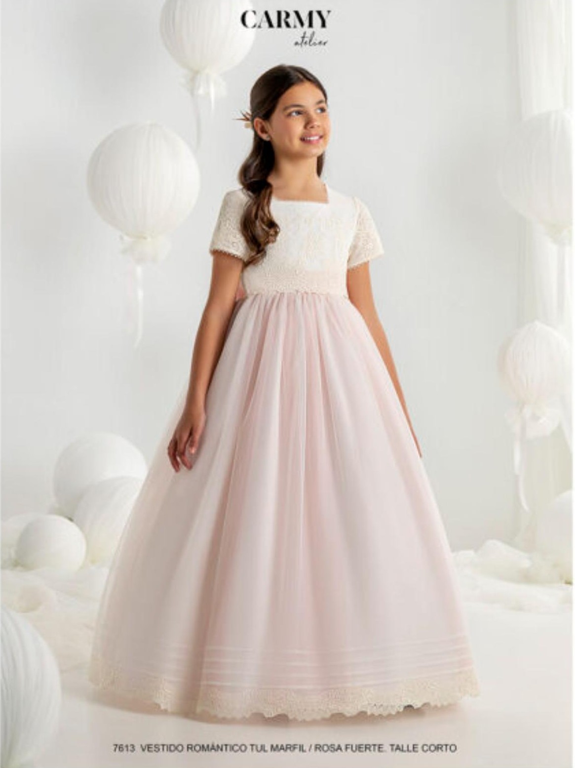 Vestido comunión Carmy rosa con brocado bordado y lazada